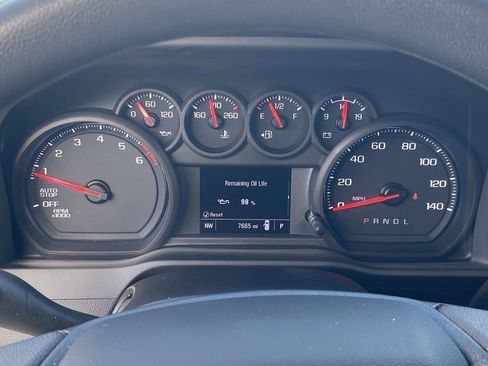 Used 2025 Chevrolet Silverado 1500 Custom image 28