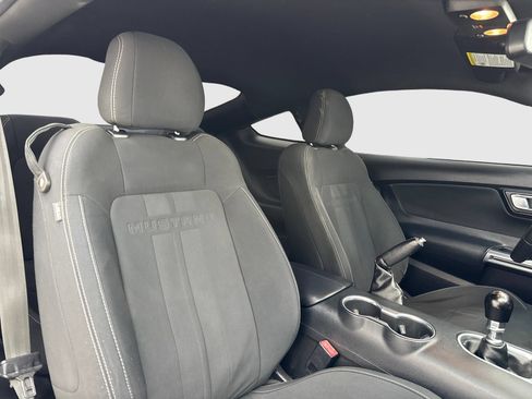 Used 2019 Ford Mustang GT RWD image 36