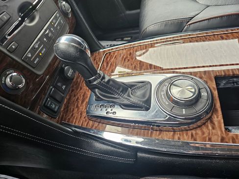 Used 2020 Nissan Armada SL w/ Premium Package image 24