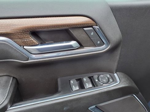 Used 2024 Chevrolet Silverado 1500 LT image 14