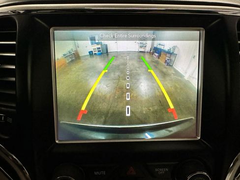 Used 2018 Jeep Grand Cherokee Summit image 26