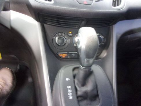 Used 2016 Ford Escape SE FWD image 11