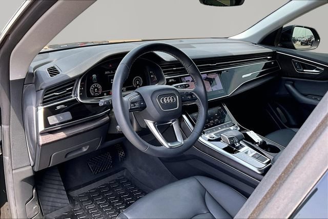 Used 2023 Audi Q8 Premium w/ Convenience Package AWD/4WD image 13