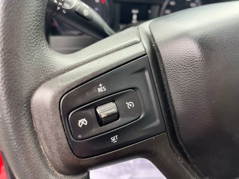 Used 2020 Chevrolet Silverado 2500 Custom w/ Custom Value Package image 11