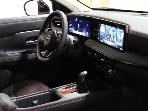 New 2026 Nissan Kicks SR image 22