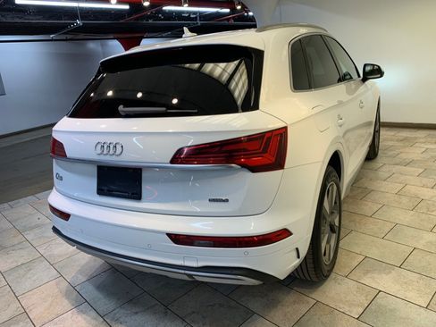 Used 2023 Audi Q5 Premium AWD/4WD image 8