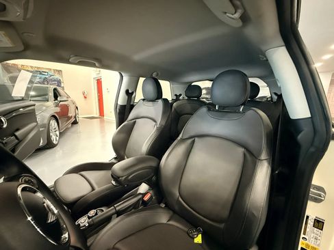 Used 2017 MINI Cooper S FWD image 11