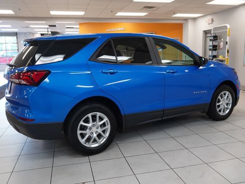 Used 2024 Chevrolet Equinox LS w/ LS Convenience Package FWD image 12