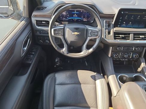 Used 2024 Chevrolet Suburban LT AWD/4WD image 13