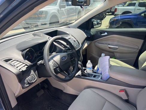 Used 2018 Ford Escape SE FWD image 5