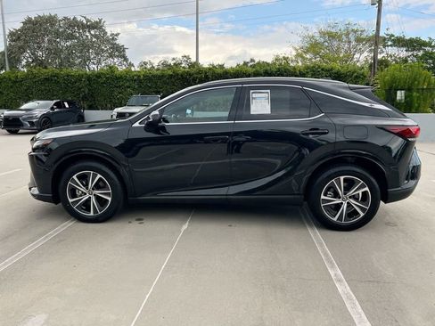 Used 2025 Lexus RX 350 Premium w/ Accessory Package (Z1) FWD image 4