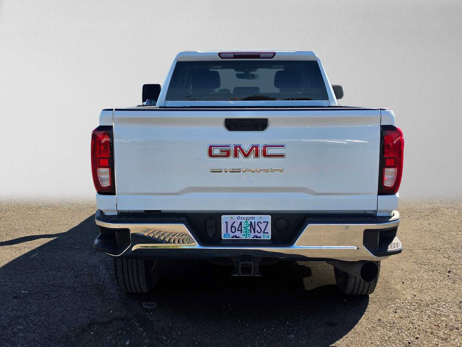Used 2022 GMC Sierra 3500 Pro w/ Gooseneck/5TH Wheel Package AWD/4WD image 5
