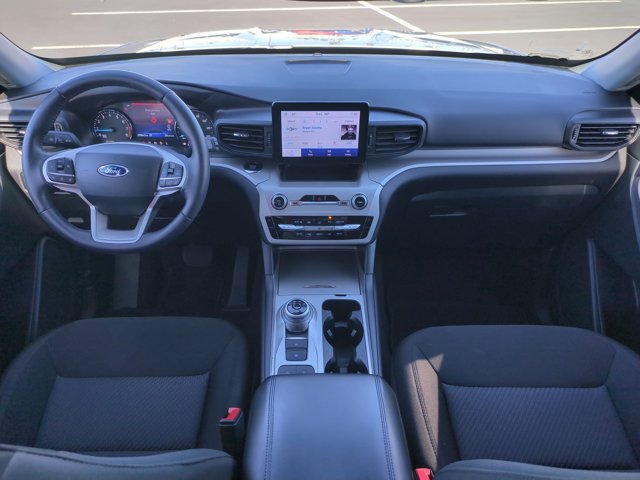 Used 2023 Ford Explorer XLT RWD image 16