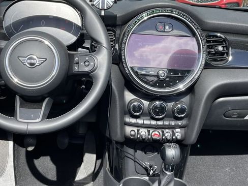 Used 2022 MINI Cooper S FWD image 17