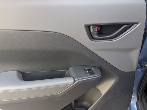 Used 2024 Subaru Crosstrek 2.0i Premium image 24