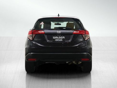 Used 2016 Honda HR-V LX image 4