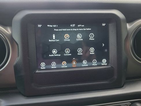 Used 2022 Jeep Wrangler Sport image 47