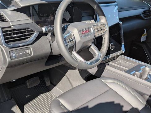 New 2026 GMC Acadia Elevation image 3