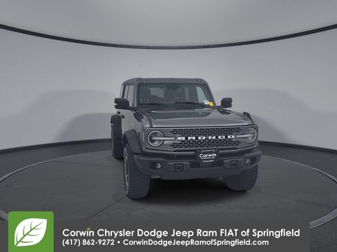 Used 2023 Ford Bronco Badlands w/ Sasquatch Package AWD/4WD image 4