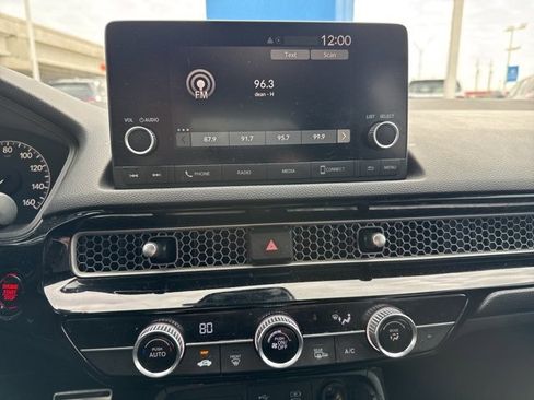 Used 2025 Honda Civic Sport image 10