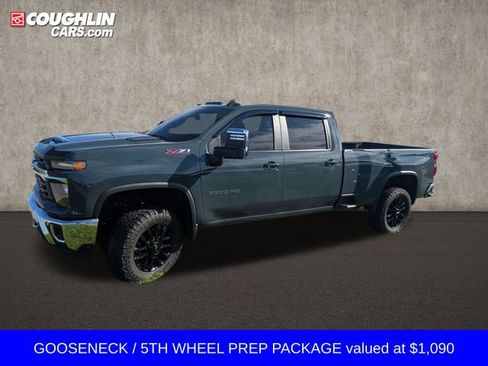 Used 2025 Chevrolet Silverado 3500 LT w/ All Star Edition AWD/4WD image 5