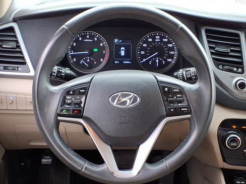 Used 2018 Hyundai Tucson SEL Plus w/ Cargo Package AWD/4WD image 23