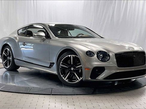 Used 2022 Bentley Continental GT image 12