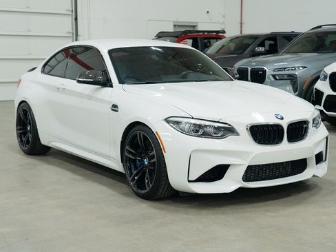 Used 2018 BMW M2 image 12