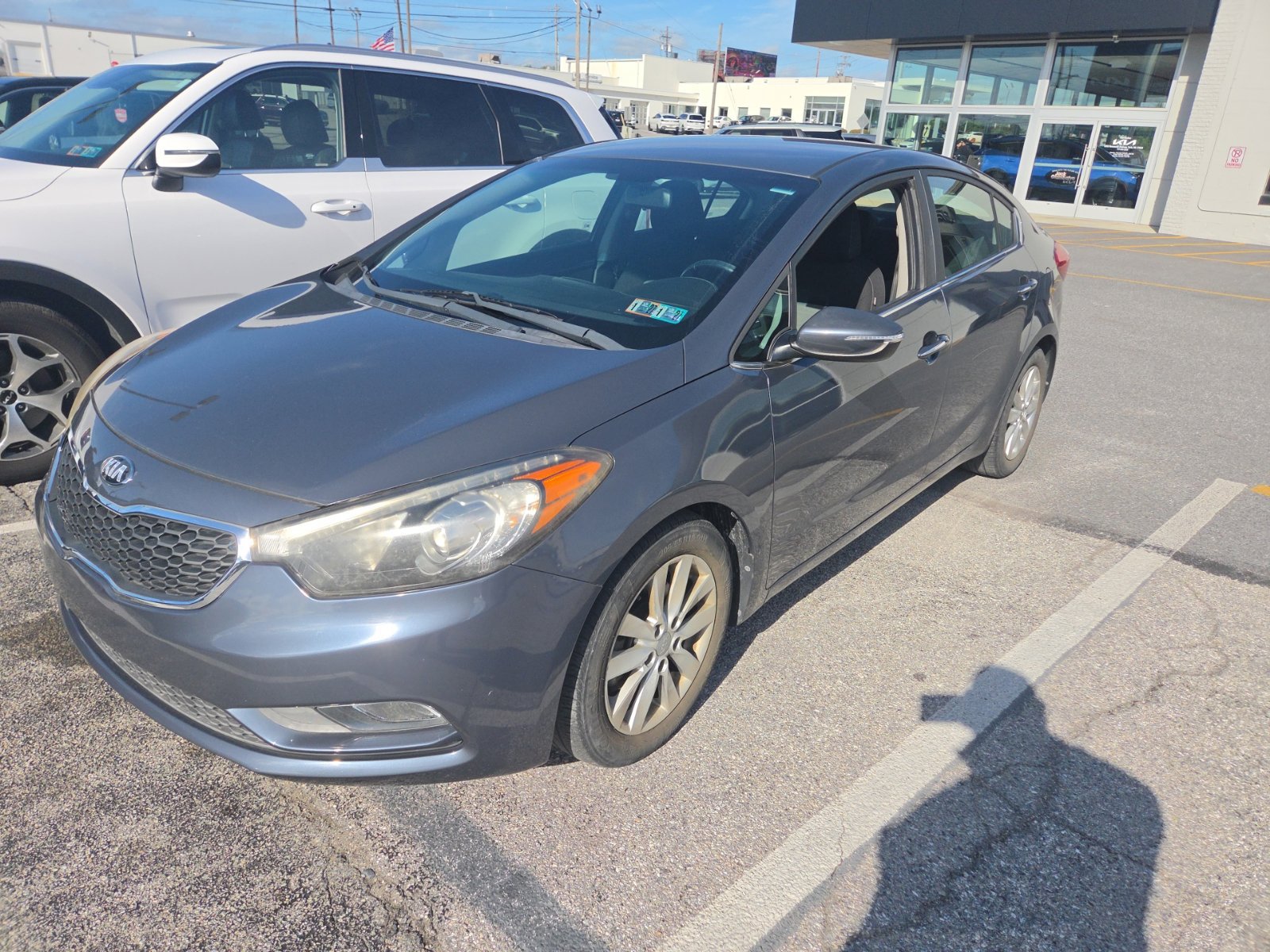 Used 2015 Kia Forte EX FWD image 1