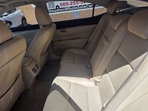 Used 2014 Lexus ES 350 w/ Luxury Package FWD image 10
