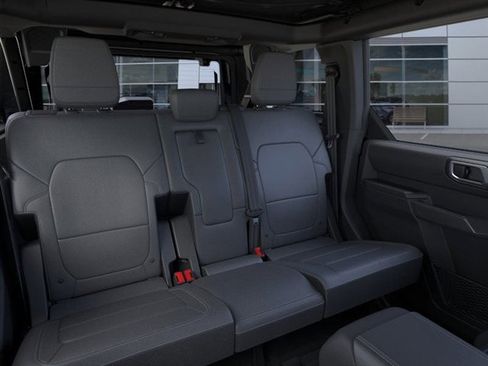 New 2025 Ford Bronco Outer Banks image 11