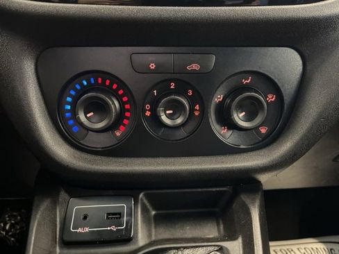 Used 2019 RAM ProMaster City Tradesman image 19