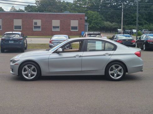 Used 2015 BMW 320i xDrive Sedan AWD/4WD image 7