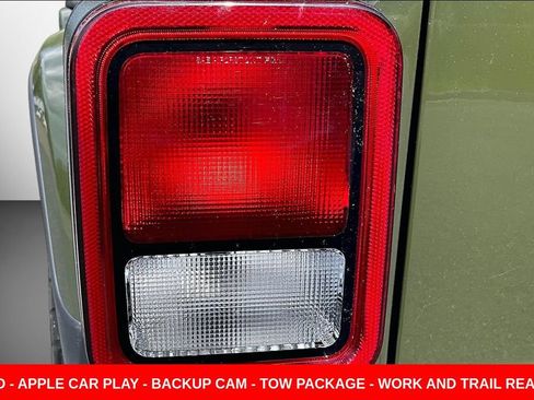 Used 2022 Jeep Gladiator Sport AWD/4WD image 23