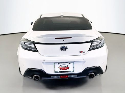 Used 2025 Toyota GR86 Premium RWD image 6