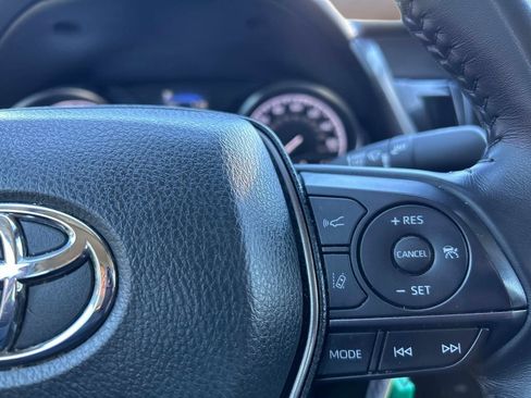 Used 2024 Toyota Camry SE image 22