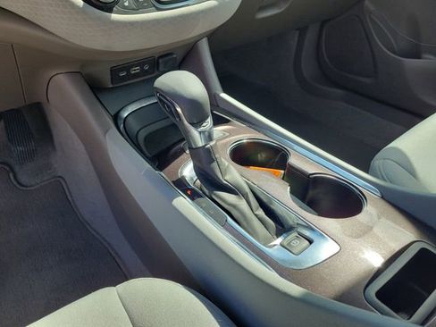 Used 2025 Chevrolet Malibu LT image 31