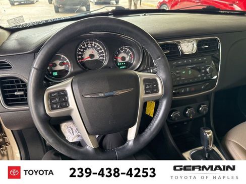 Used 2014 Chrysler 200 Limited FWD image 14
