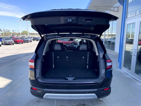 Certified 2025 Honda Pilot EX-L image 9