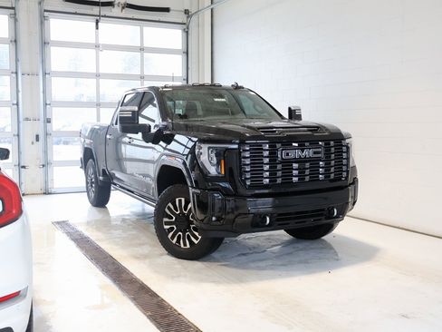 Certified 2025 GMC Sierra 2500 Denali Ultimate image 43