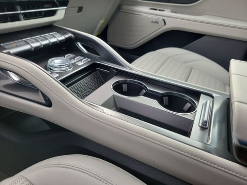 New 2026 Lincoln Nautilus Reserve image 29