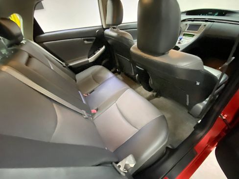 Used 2013 Toyota Prius Four image 21