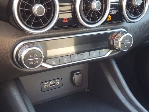 Used 2021 Nissan Sentra SV image 30