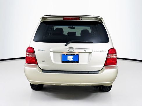 Used 2002 Toyota Highlander 2WD V6 w/ Convenience Pkg image 7