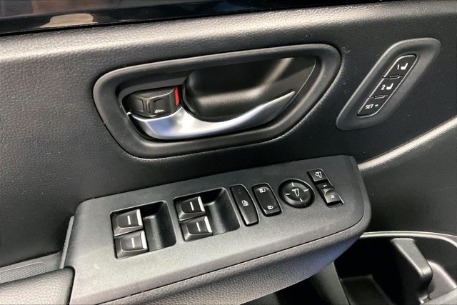 Used 2024 Honda Pilot TrailSport image 40