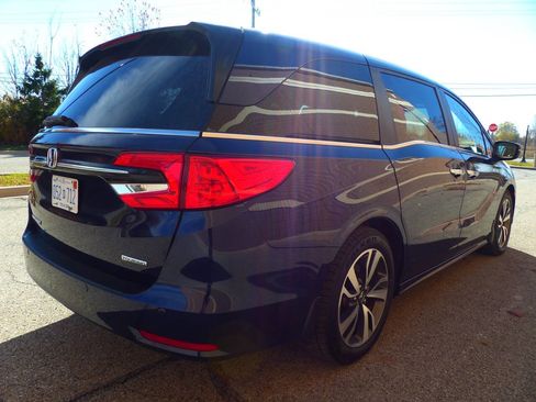 Used 2023 Honda Odyssey Touring image 10