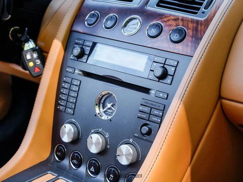 Used 2008 Aston Martin V8 Vantage Roadster RWD image 46