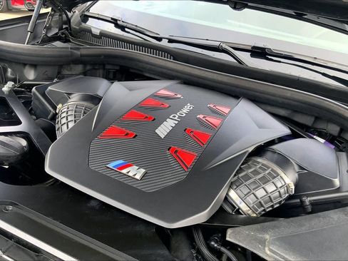 Used 2025 BMW X6 M Competition w/ Executive Package image 32