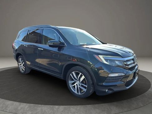Used 2016 Honda Pilot Elite image 3