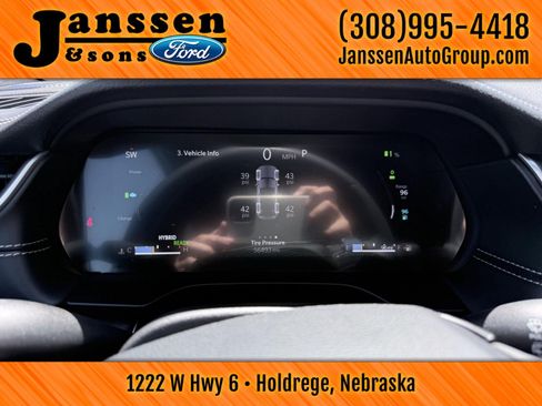Used 2024 Jeep Grand Cherokee Limited 4xe AWD/4WD image 23